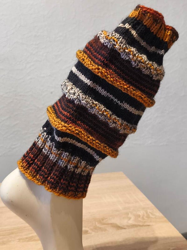 Sockenhexe "liebevoll" selbst gestrickte Stulpen