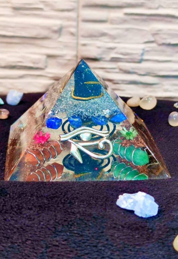 Piramide Egitto Occhio di Horus