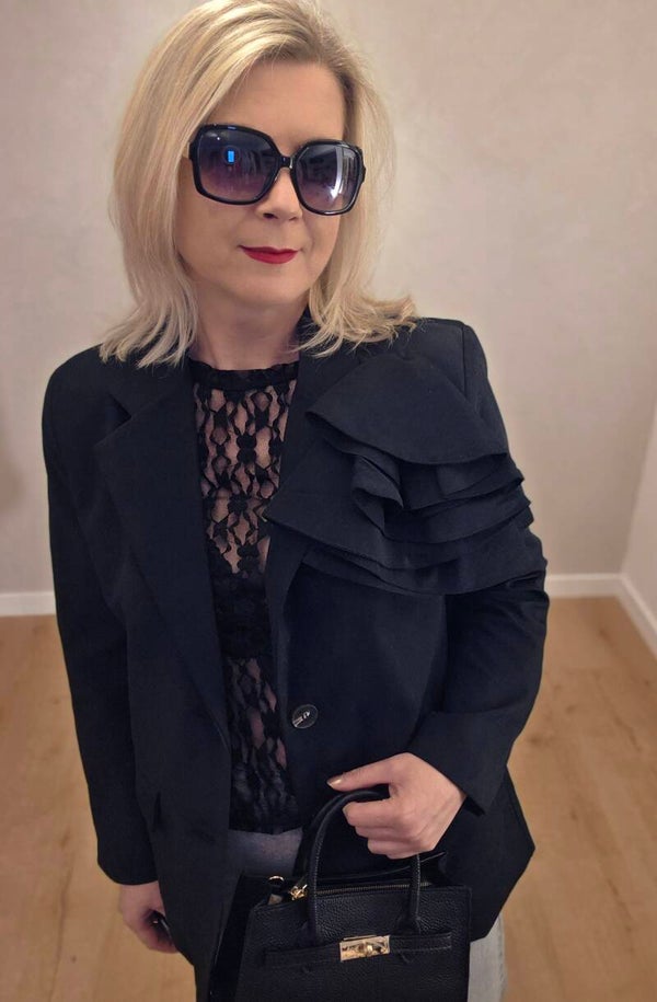 Eleganter Blazer mit Volant-Detail