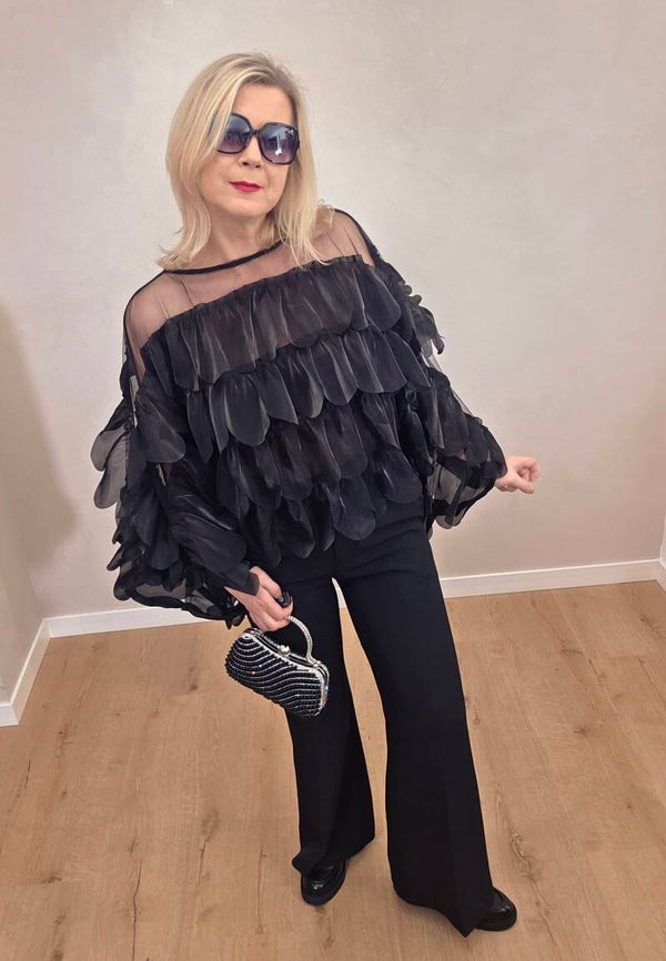 Elegante Bluse mit Volants