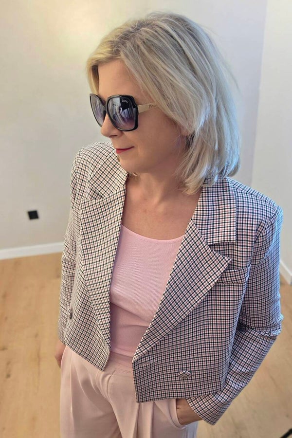 Kurzer Blazer – Karomuster