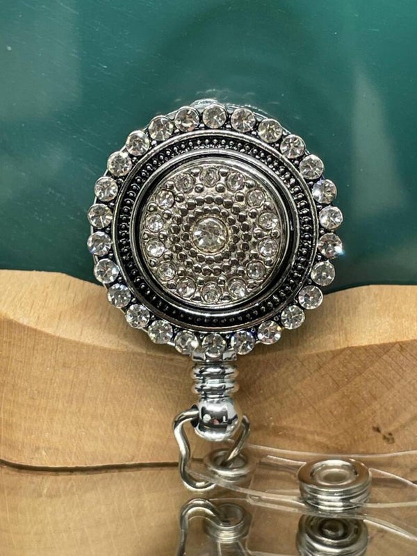 Pashouder Strass rand met Strass drukknop