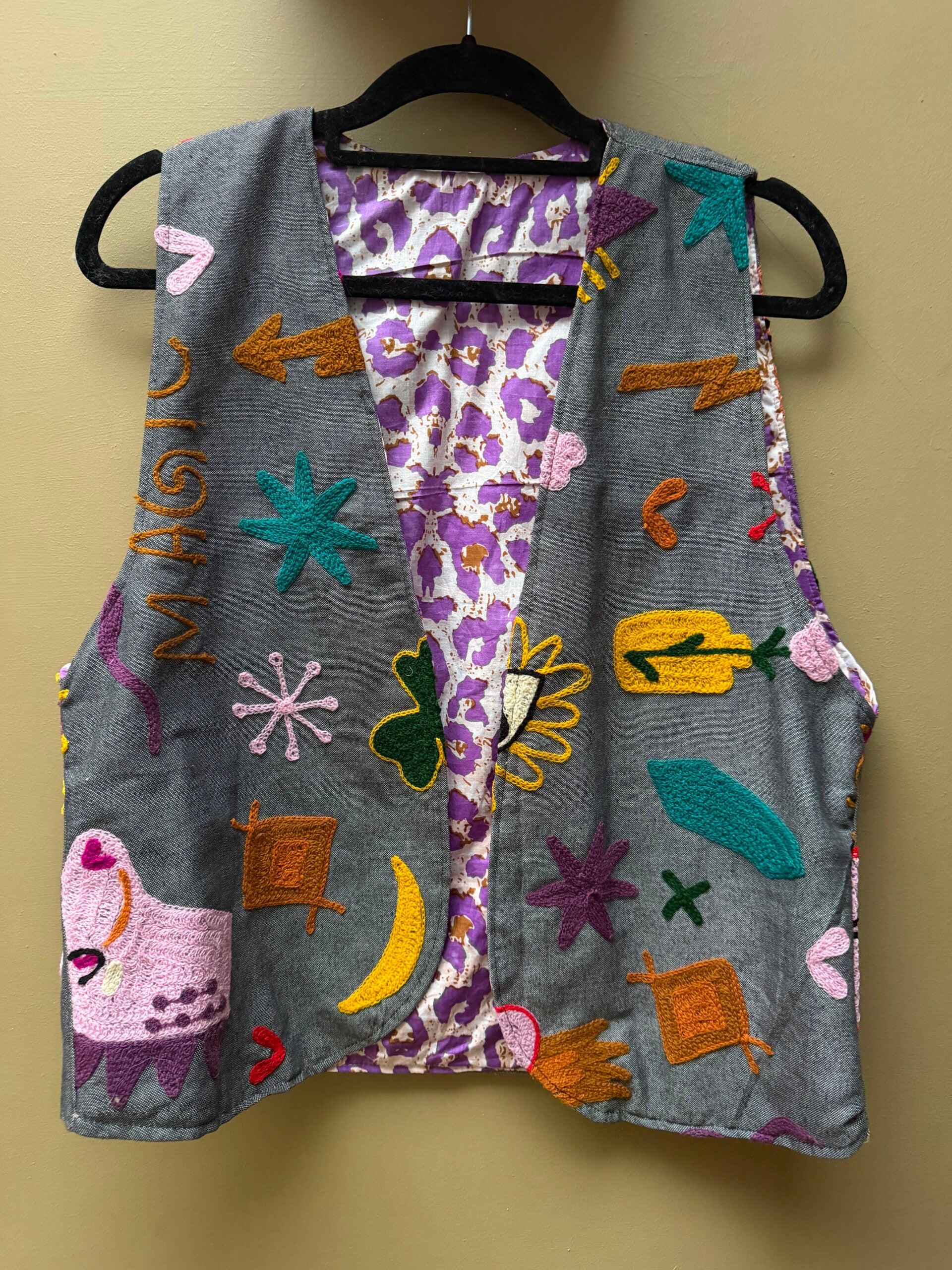 *Suzani gilet