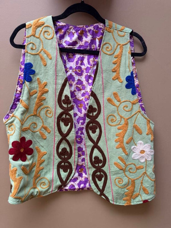 *Suzani gilet