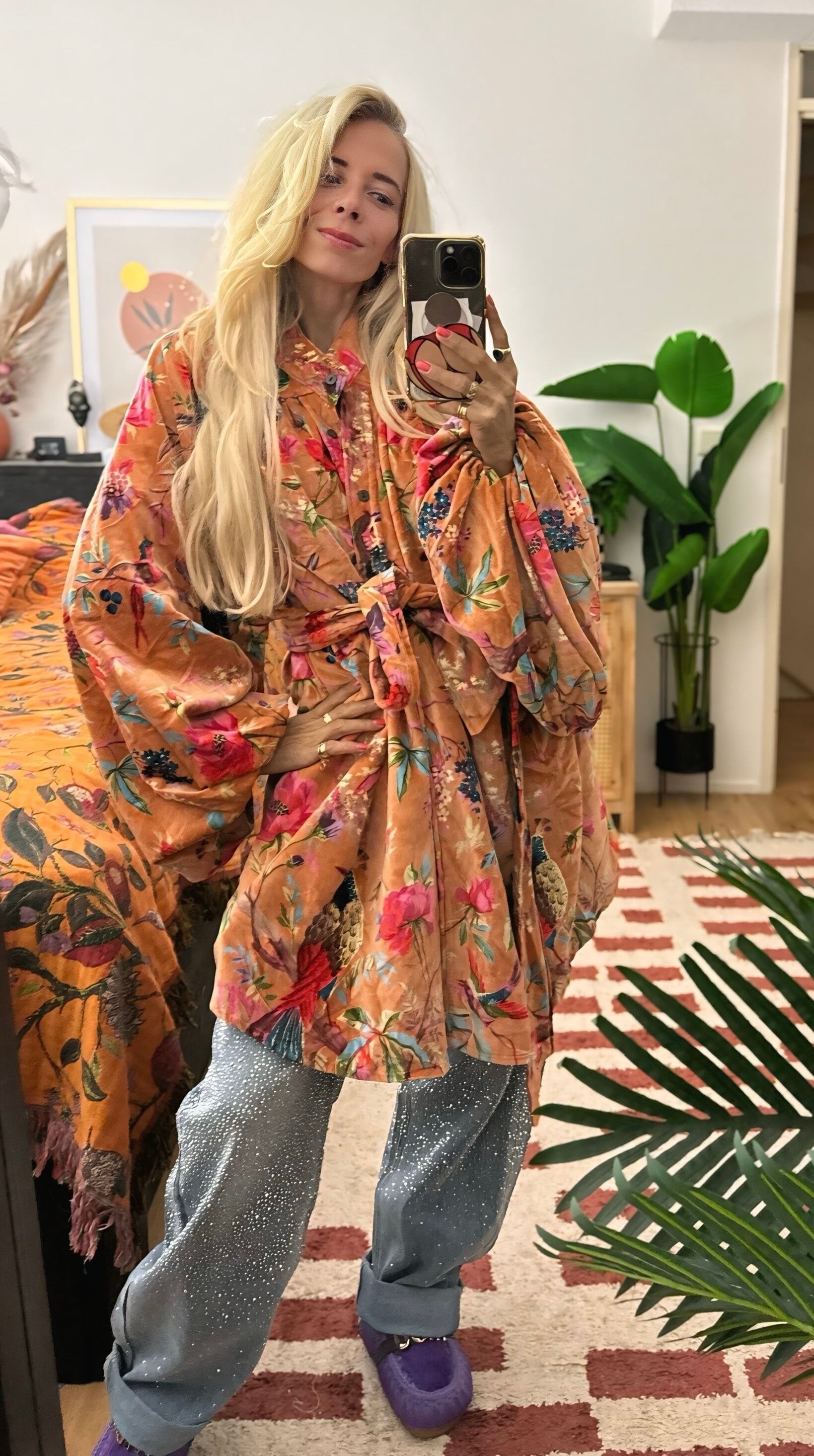 *Esmee Blouse Limited Velvet