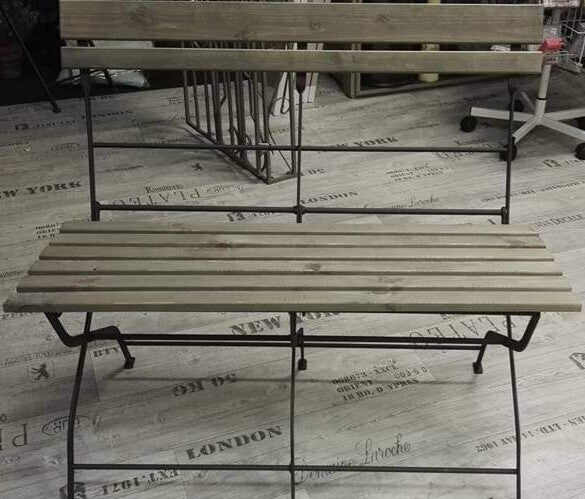 UIT VERKOCHT Tuinbankje inklapbaar, alleen op te halen