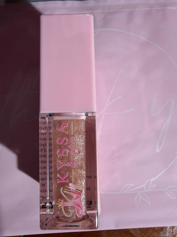 Lip gloss