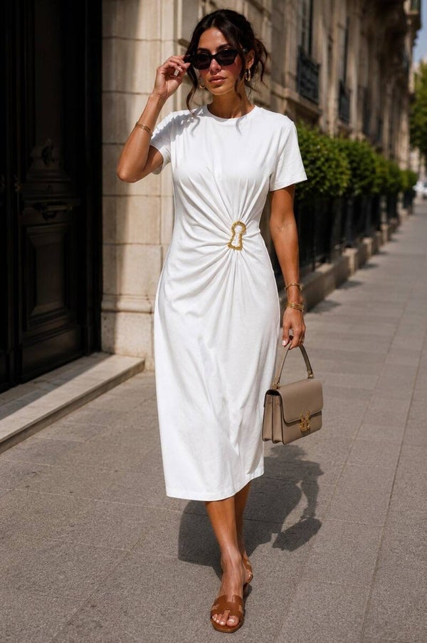 GEDRAPEERDE MIDI-JURK - JUWEELDETAIL & ELEGANTE CHIQUE STIJL