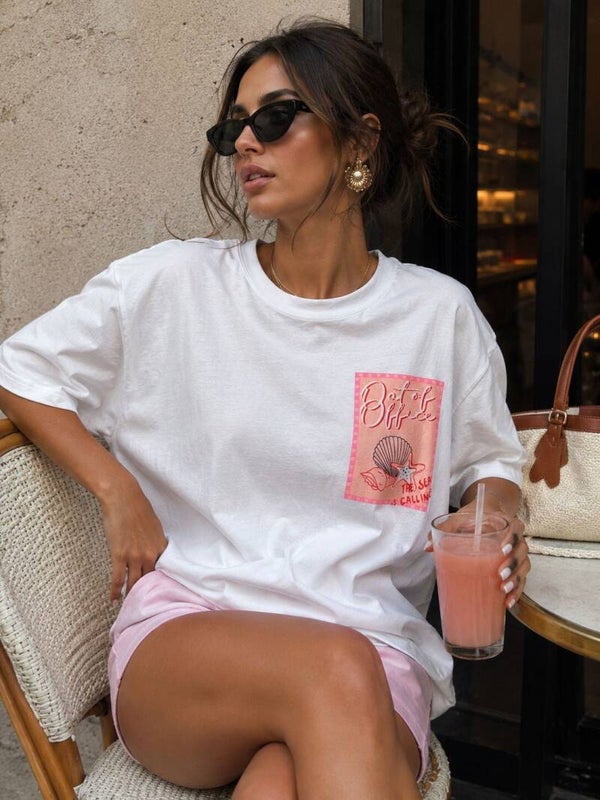 Oversized T-shirt voor dames met Out of Office-print - Print voor- en achterkant - Zomerse casual stijl