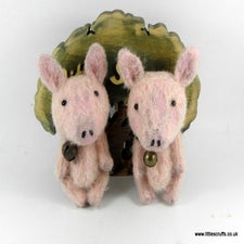 2ndpiggy2.jpgArtist bears