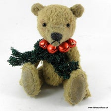 bell.jpgArtist bears,Little Scruffs,Miniature bears