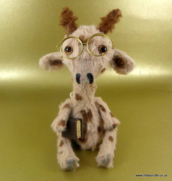 Professor Patchouli, A new Giraffe