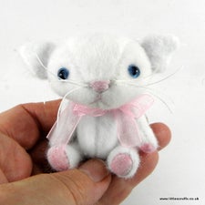 cathy.jpg,Artist bears,Little Scruffs,Miniature bears