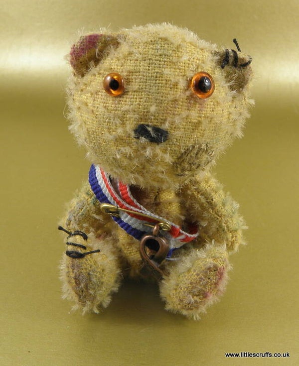WW1 Soldier Bear replica  Ernest A Yeates  NEW
