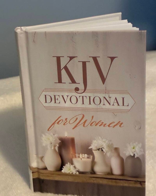 KJV Devotional for Women