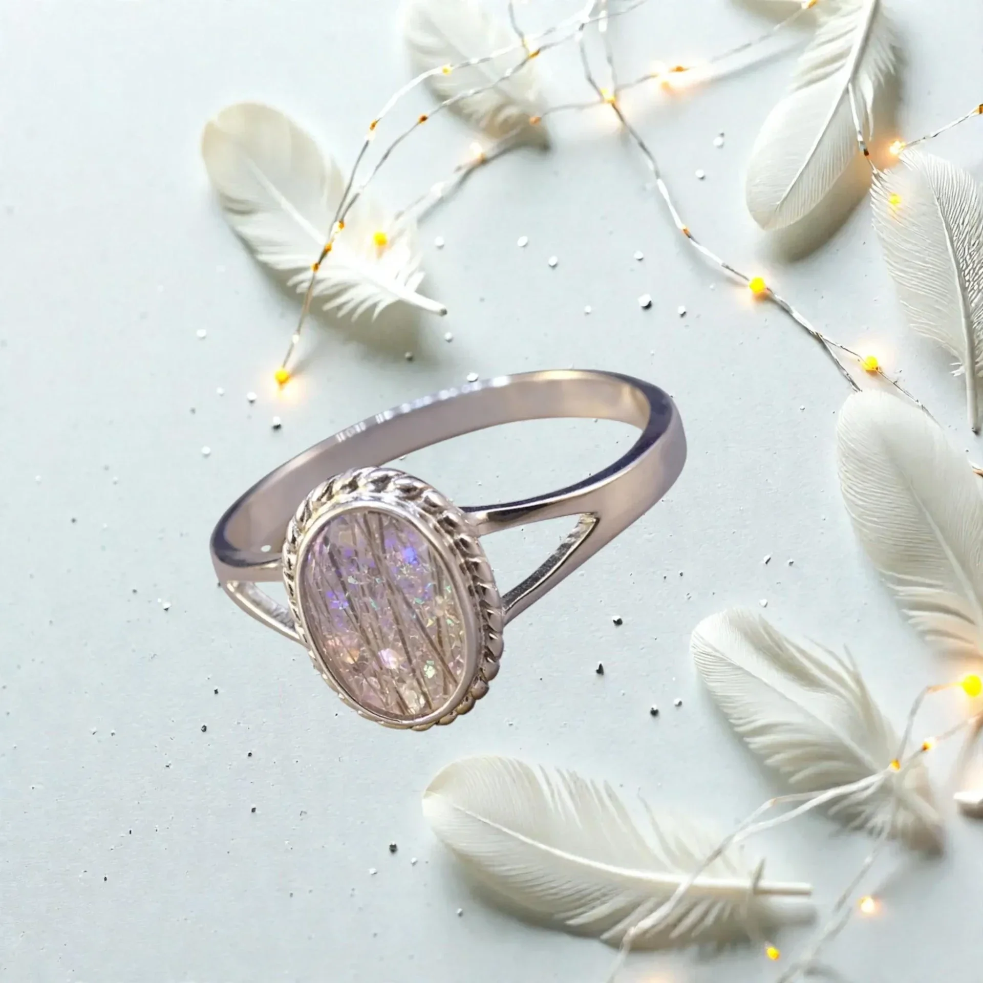 Rope Edge Oval Memorial Ring