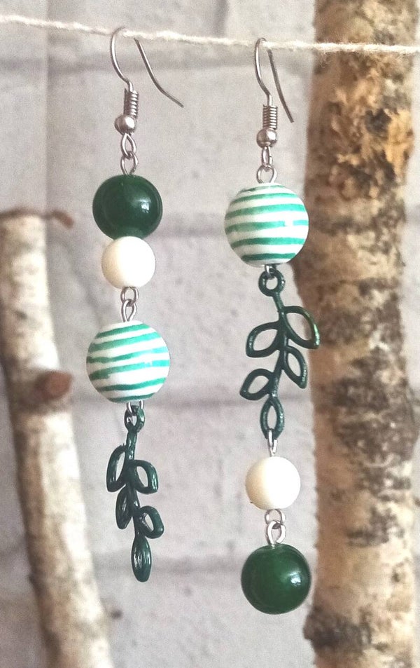 Boucles d'oreilles feuilles à rayures