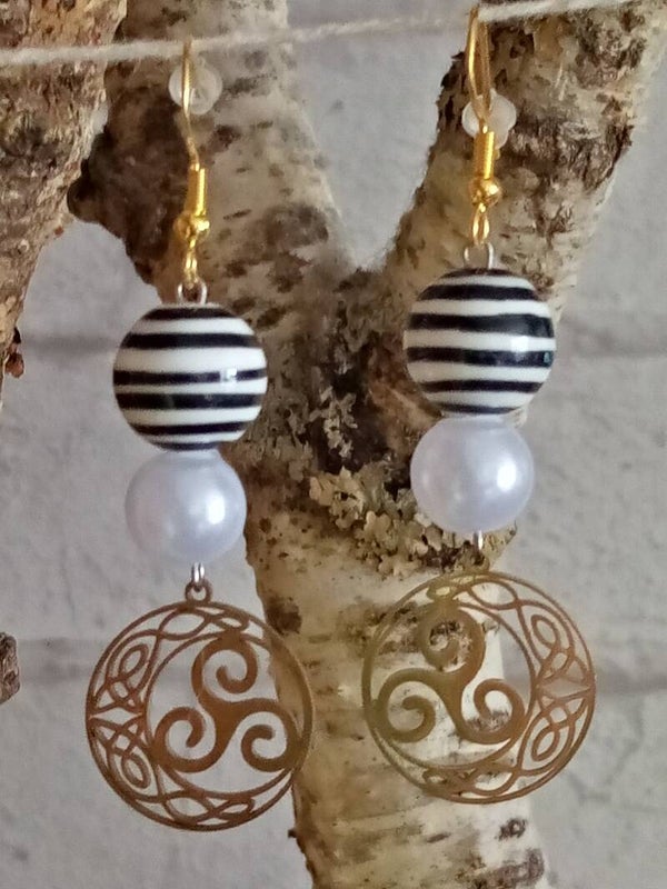 Boucles d'oreilles Triskel en marinière