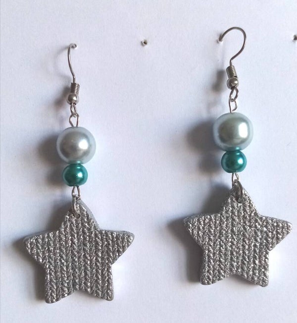 Boucles d'oreilles Étoiles en céramique argentées