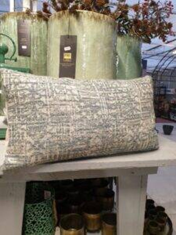 Kussen 65 x 40 cm beige achterkant, 2 dessins (1148-22)