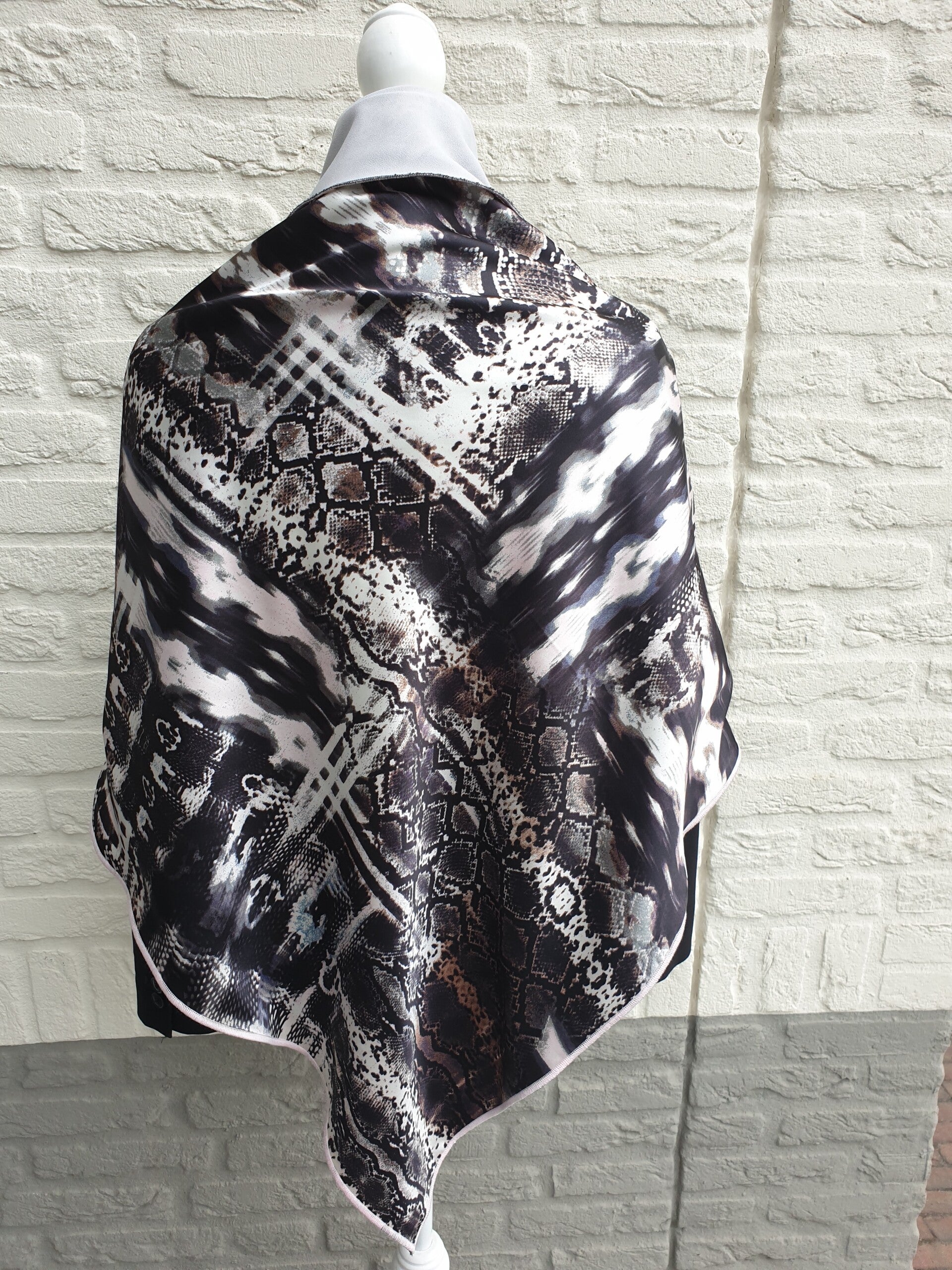 Puntsjaal gevoerd (925-20)