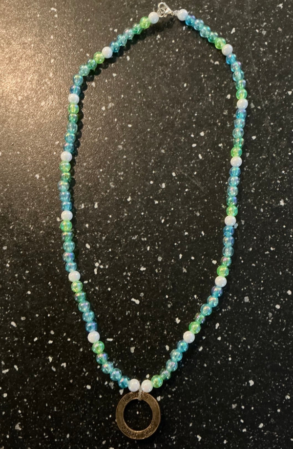Ketting love en happiness