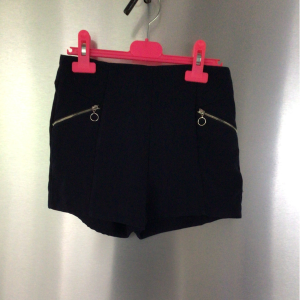 Donkerblauwe korte broek