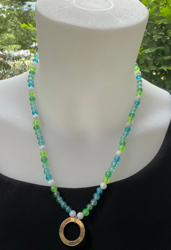 Ketting love en happiness
