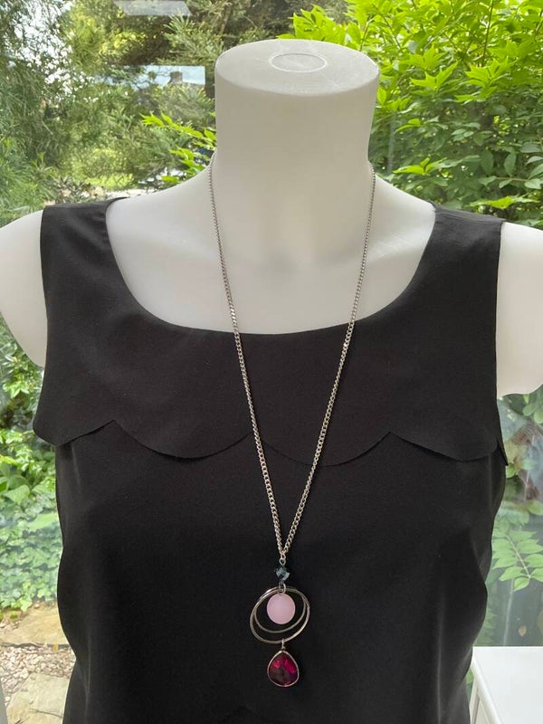 Zilverkleurige ketting met hanger