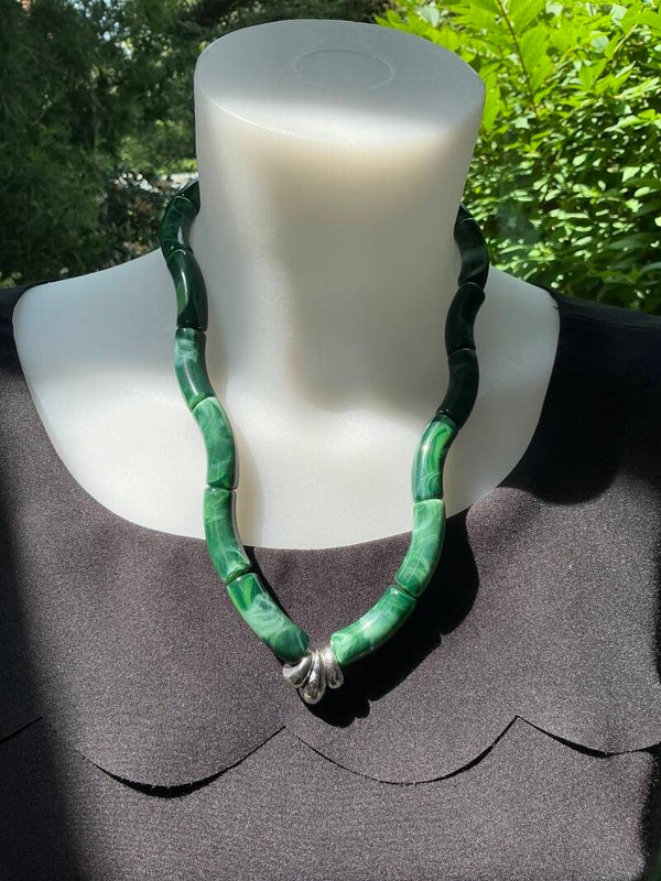 Ketting groene langwerpige kraal