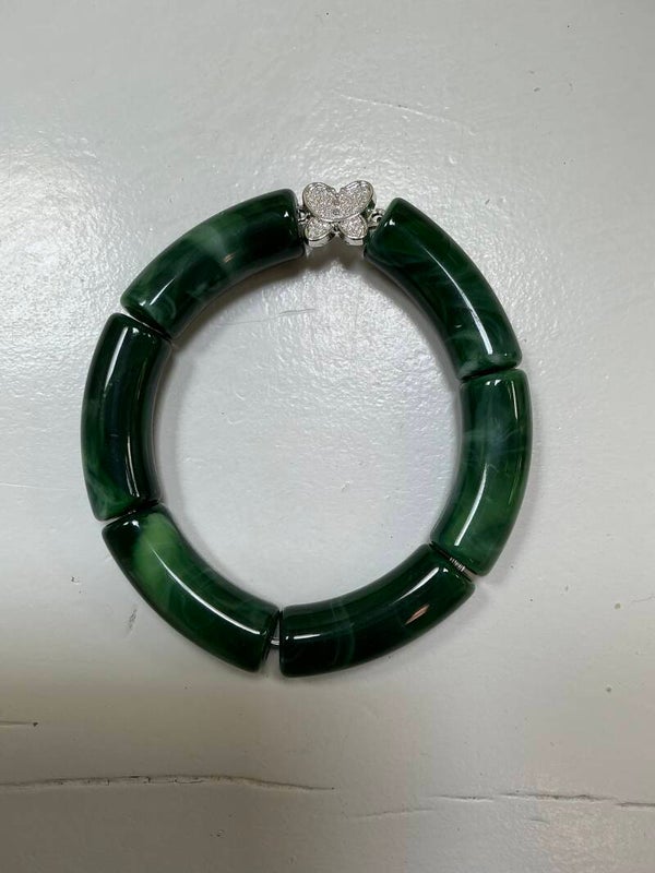 Armband langwerpige groene kraal