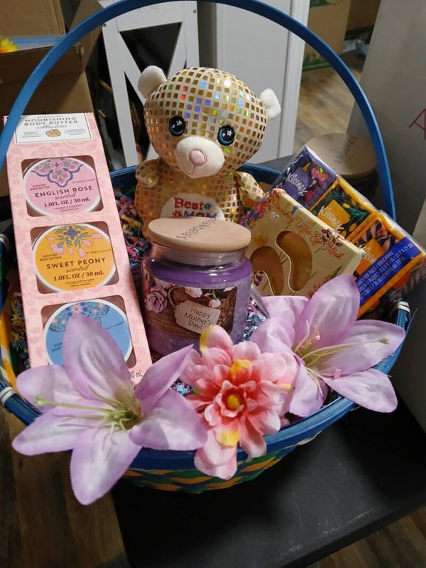 Mother's Day Basket2