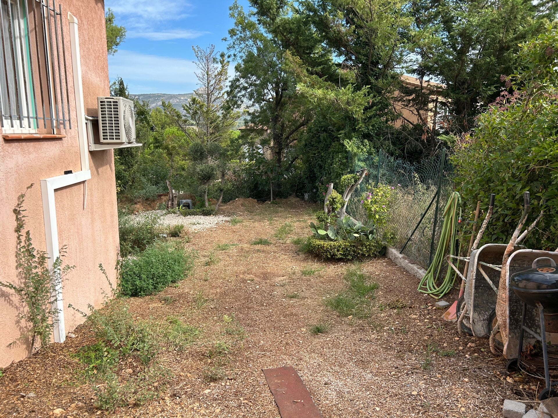 Le terrain vers Bertabelle