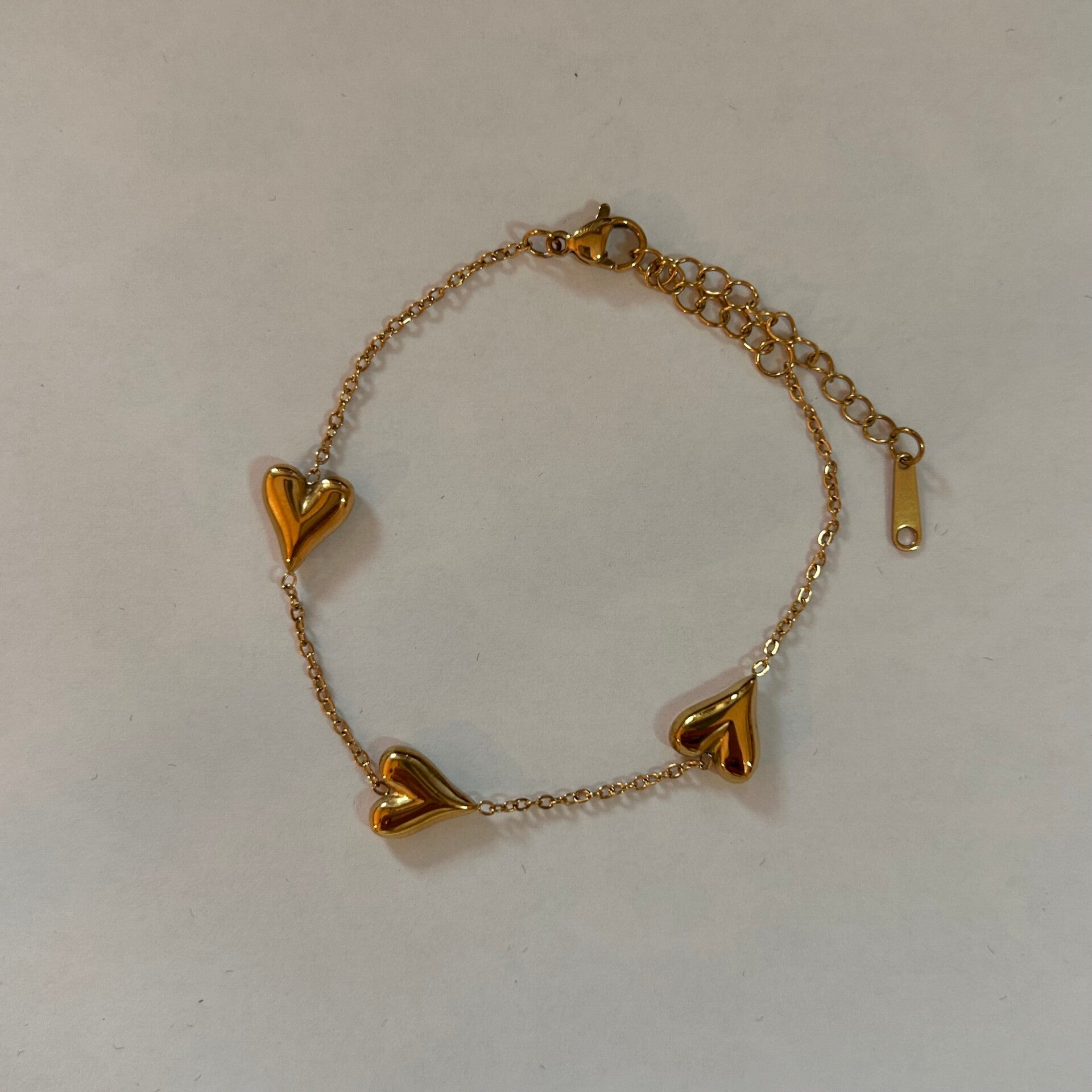 Three hearts armband