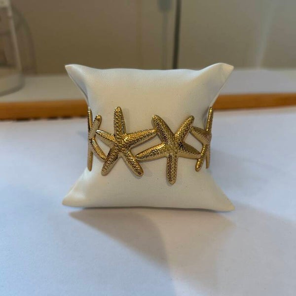 Starfish bangle