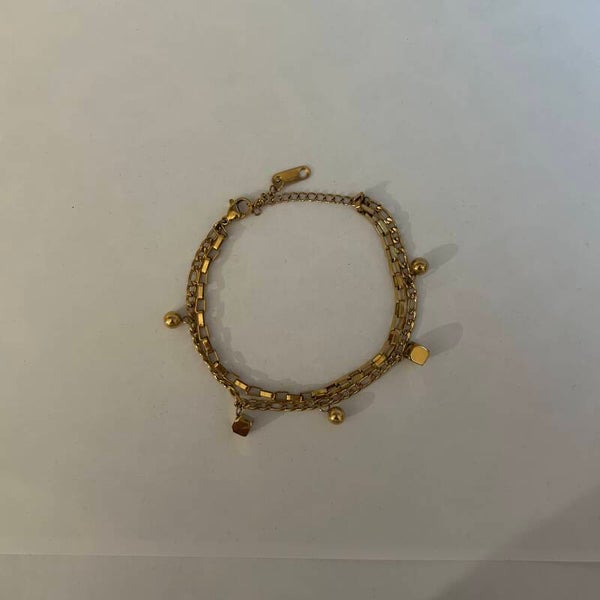 Round squares armband