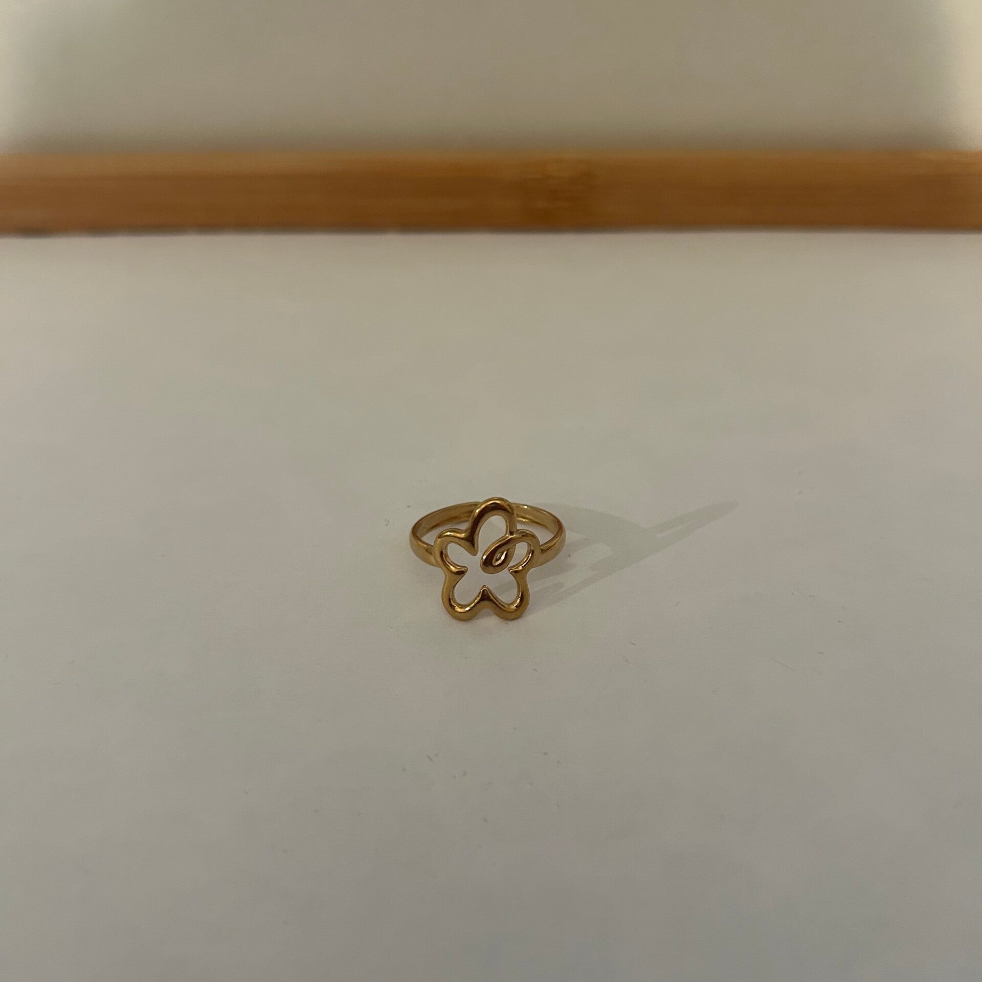 Flower ring