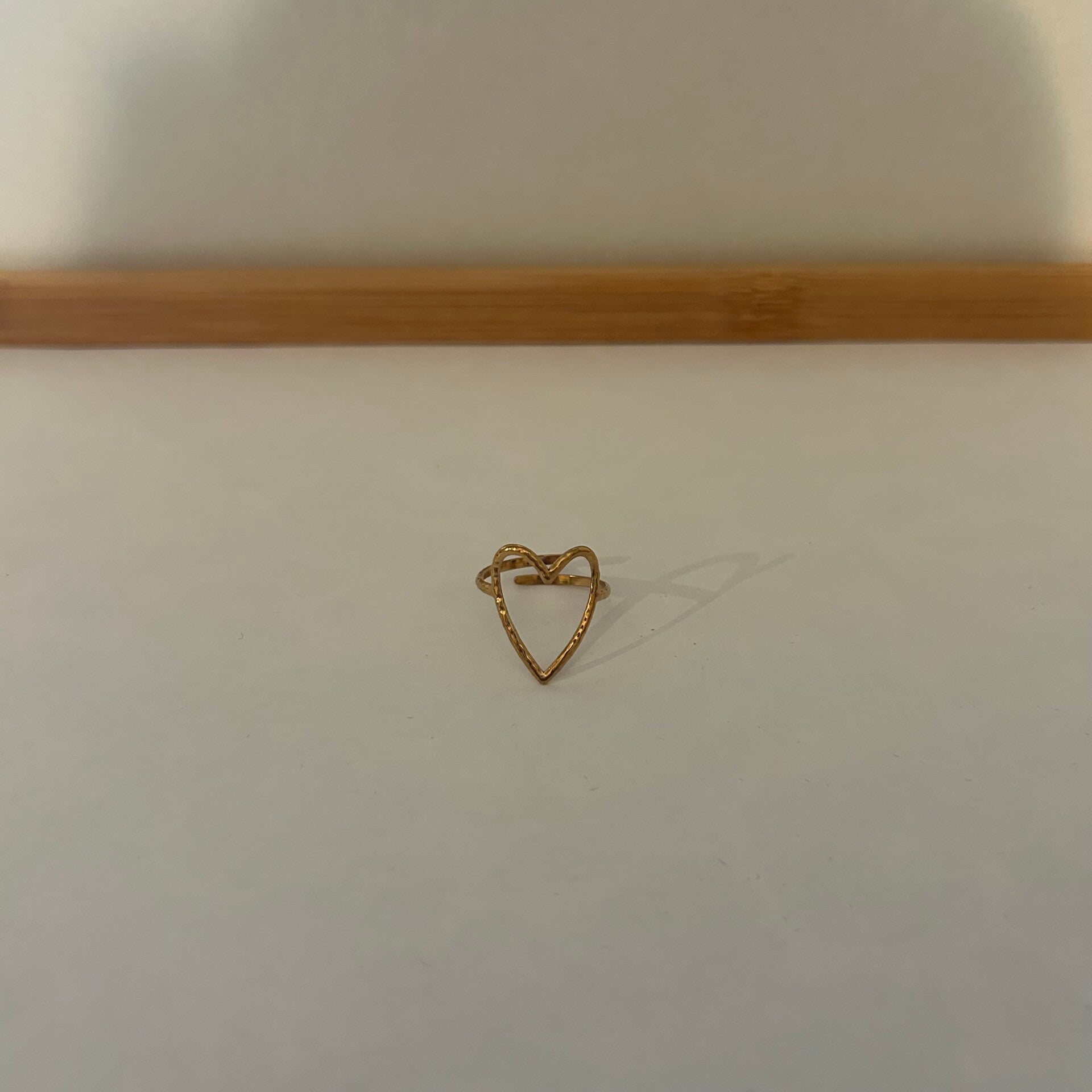 Thin love ring