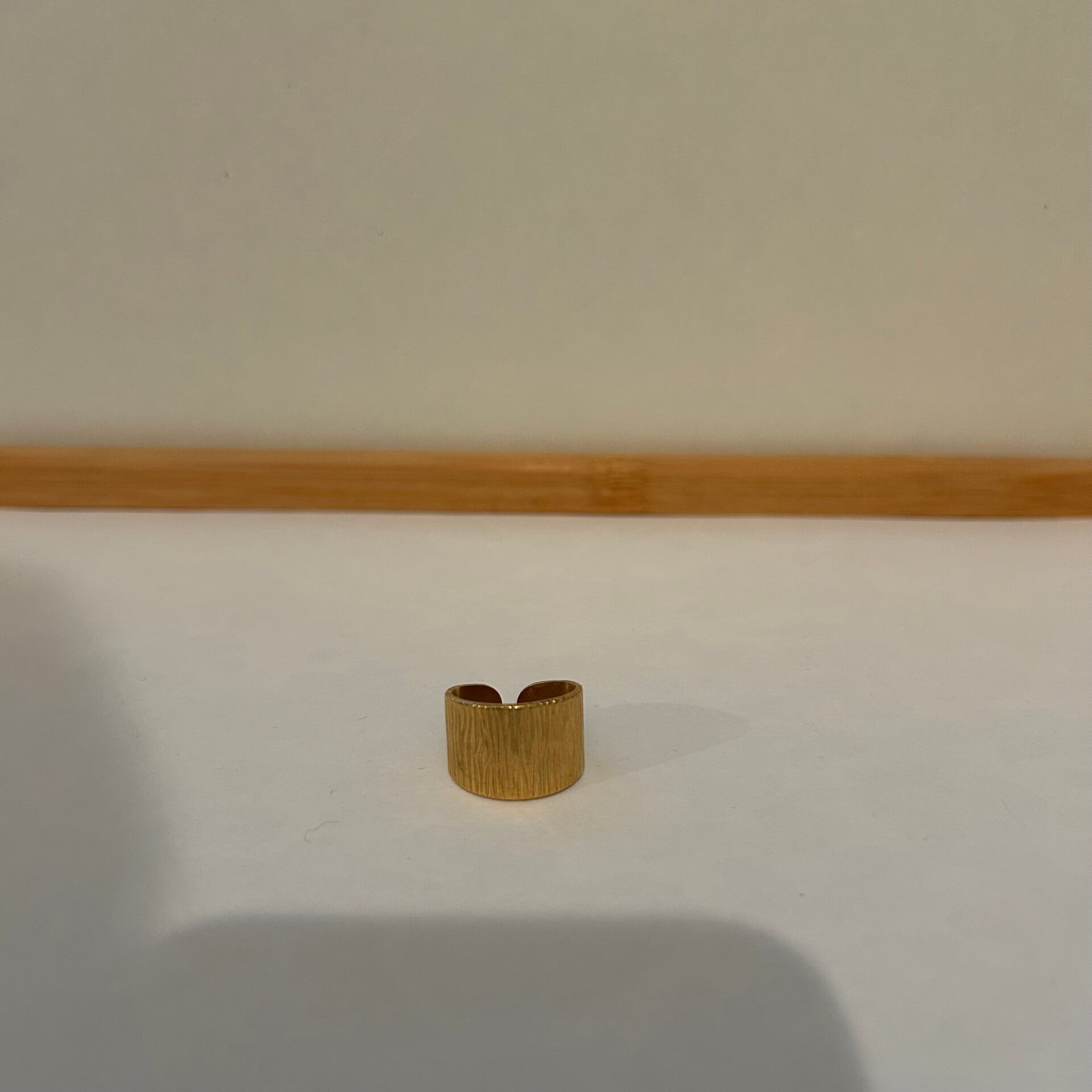 Thick ring