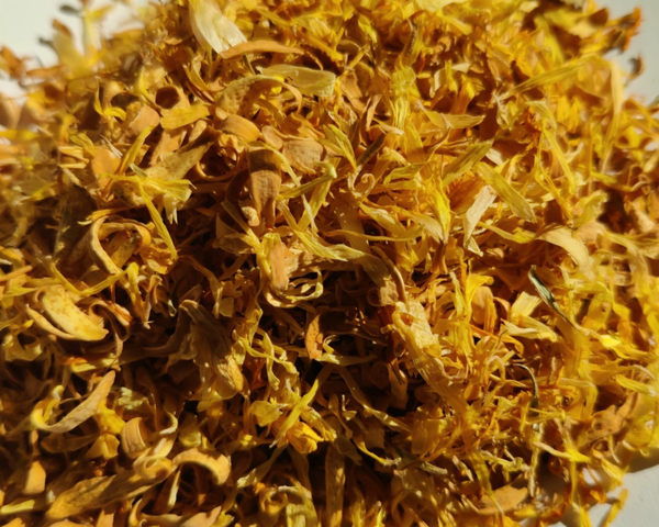 Kruidenthee Melange voor insomnia: calendula-sinasappelbloesem
