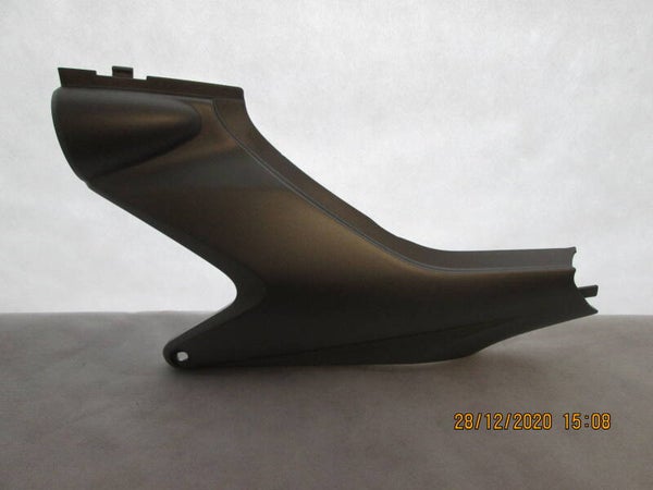 Cover L. 83700-MBZ-K00ZB   CB600F 2003