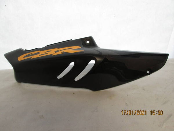 Zijdeksel CBR900RR  R.  83600-MAS-000ZC  NH1B