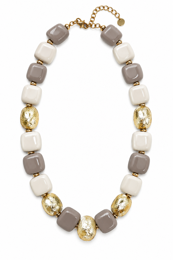 Collar de piedras marron