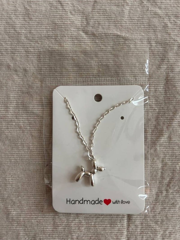 Ketting met ballon hondje