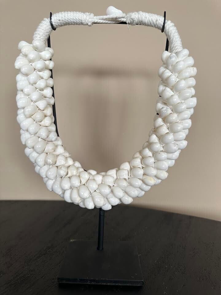 Schelpen ketting op standaard maat M