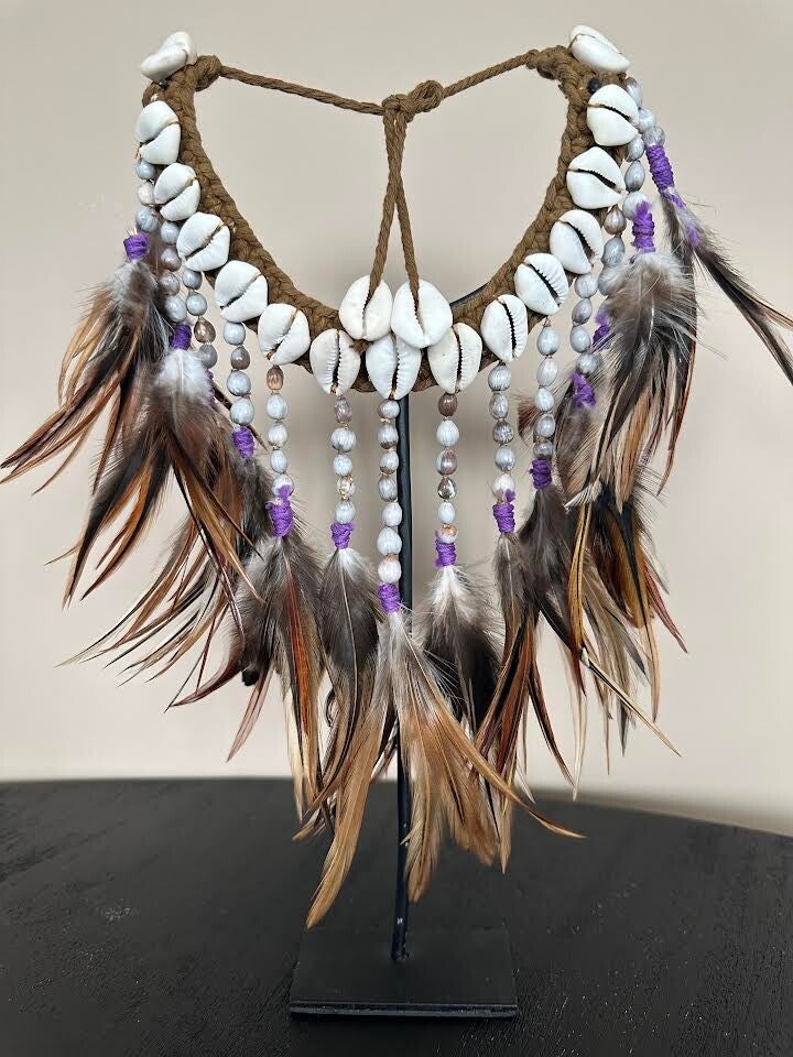 Schelpen / veren ketting op standaard maat M