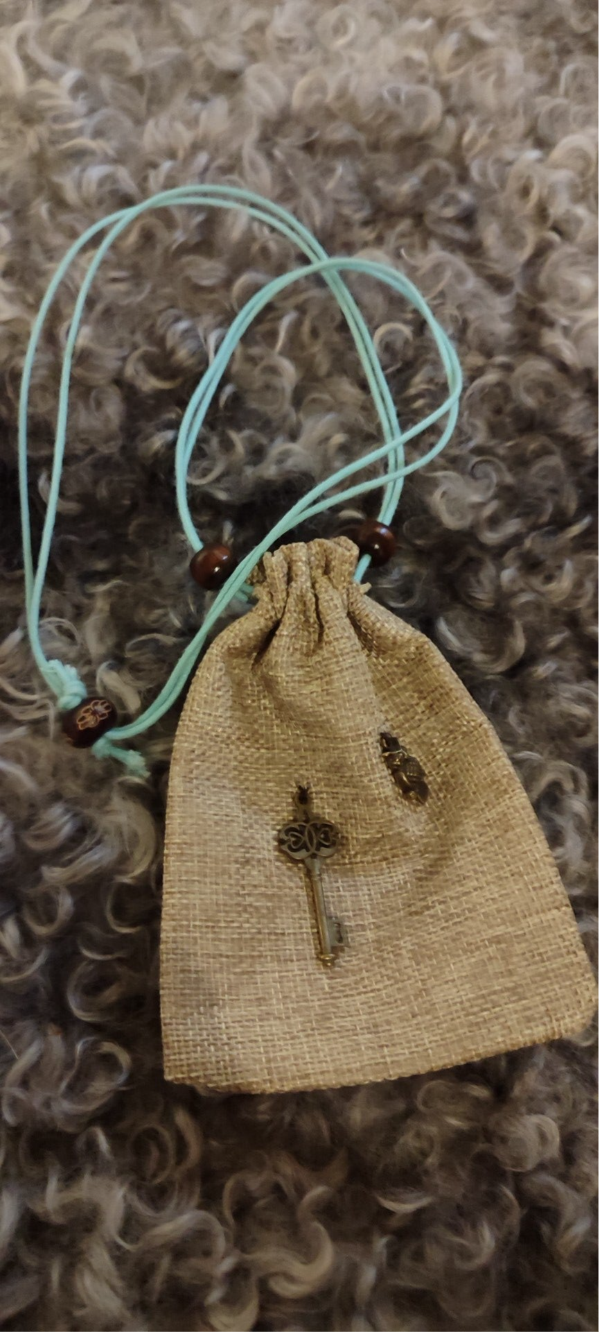 Schatzakje of Medicin bag