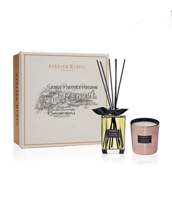 GESCHENKSET FLOWER FUSION GEURSTOKJES EN GEURKAARS