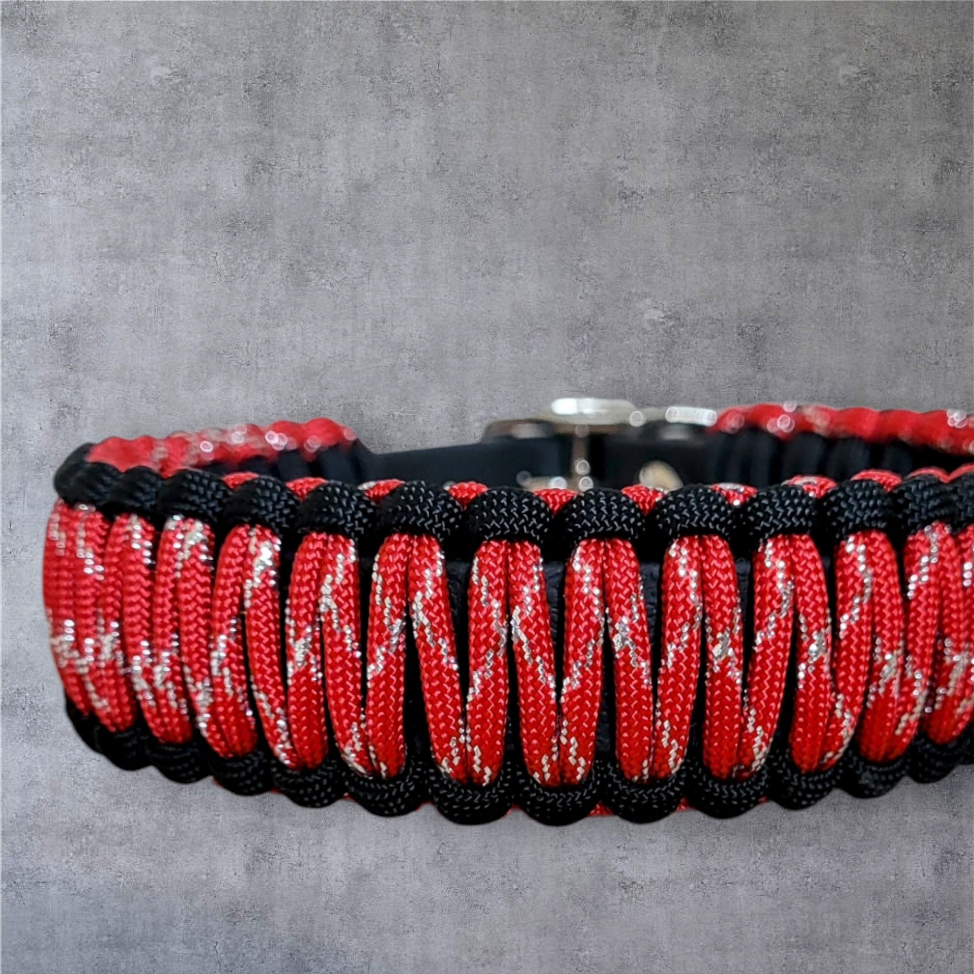 Red Glitter - Paracord Edition 30mm