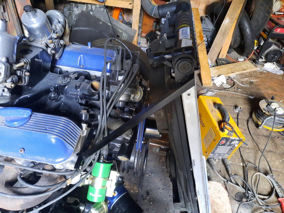 Hot Rod Radiator Bracket Ford Prefect v8 Hot Rod - Radiator Installation. / Dave's Mechanical ...